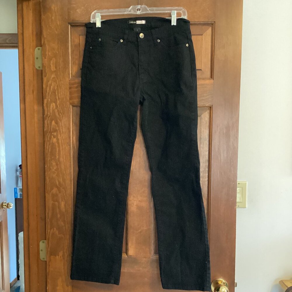 Woman's Focus Lifestyle Size 8 Black Sequined Beaded Black Denim Jeans